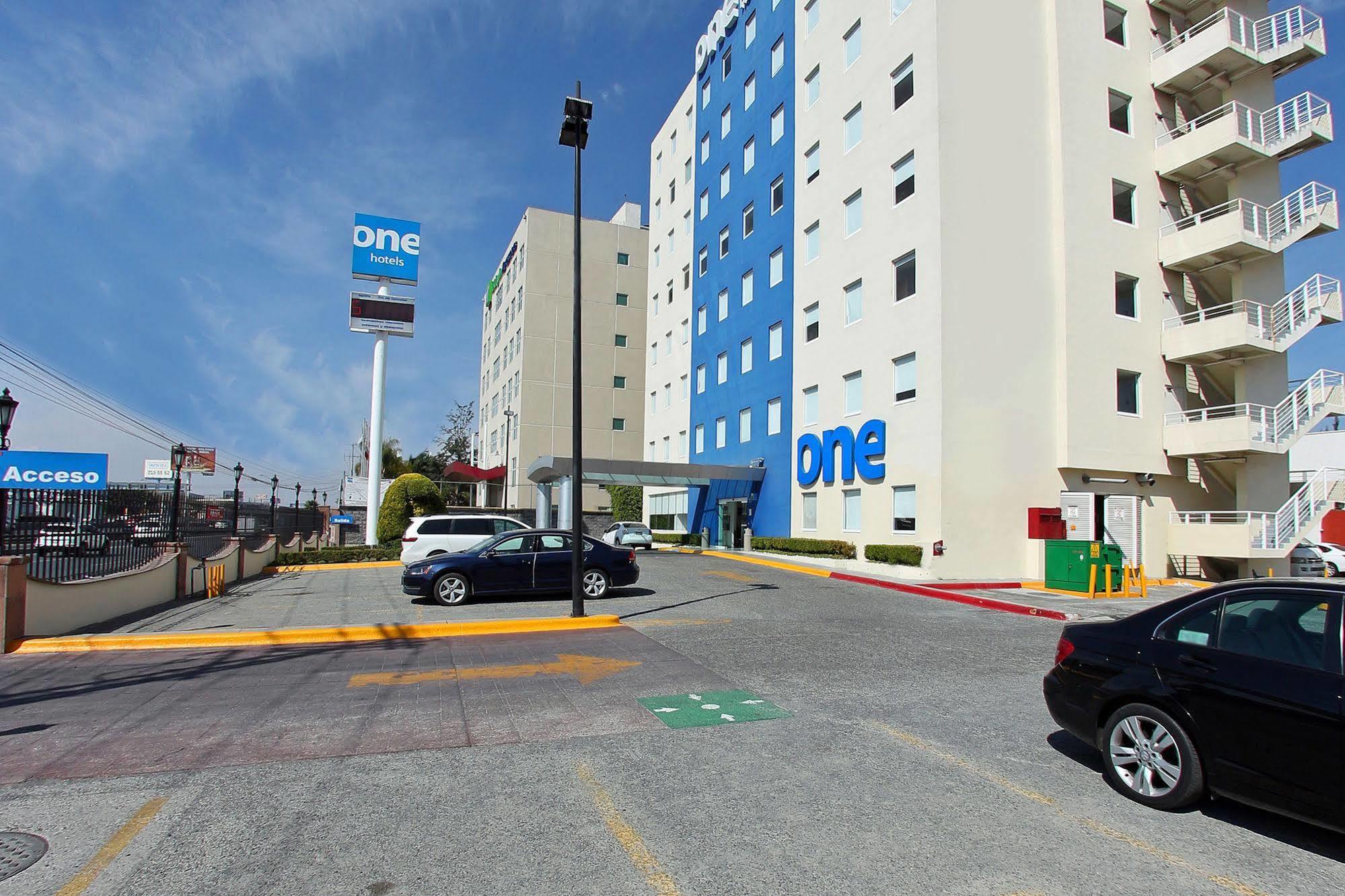 فندق One Queretaro Plaza Galerias المظهر الخارجي الصورة